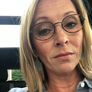 Meet your Posher, Shelly